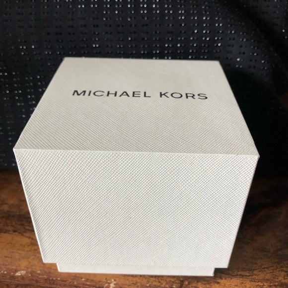 Michael Kors Ritz Collection Watch - Picture 5 of 7